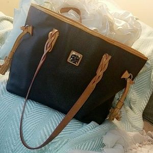 Dooney and Bourke purse